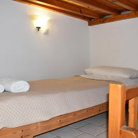 فندق مبيت وإفطار Old Mykonos 3*